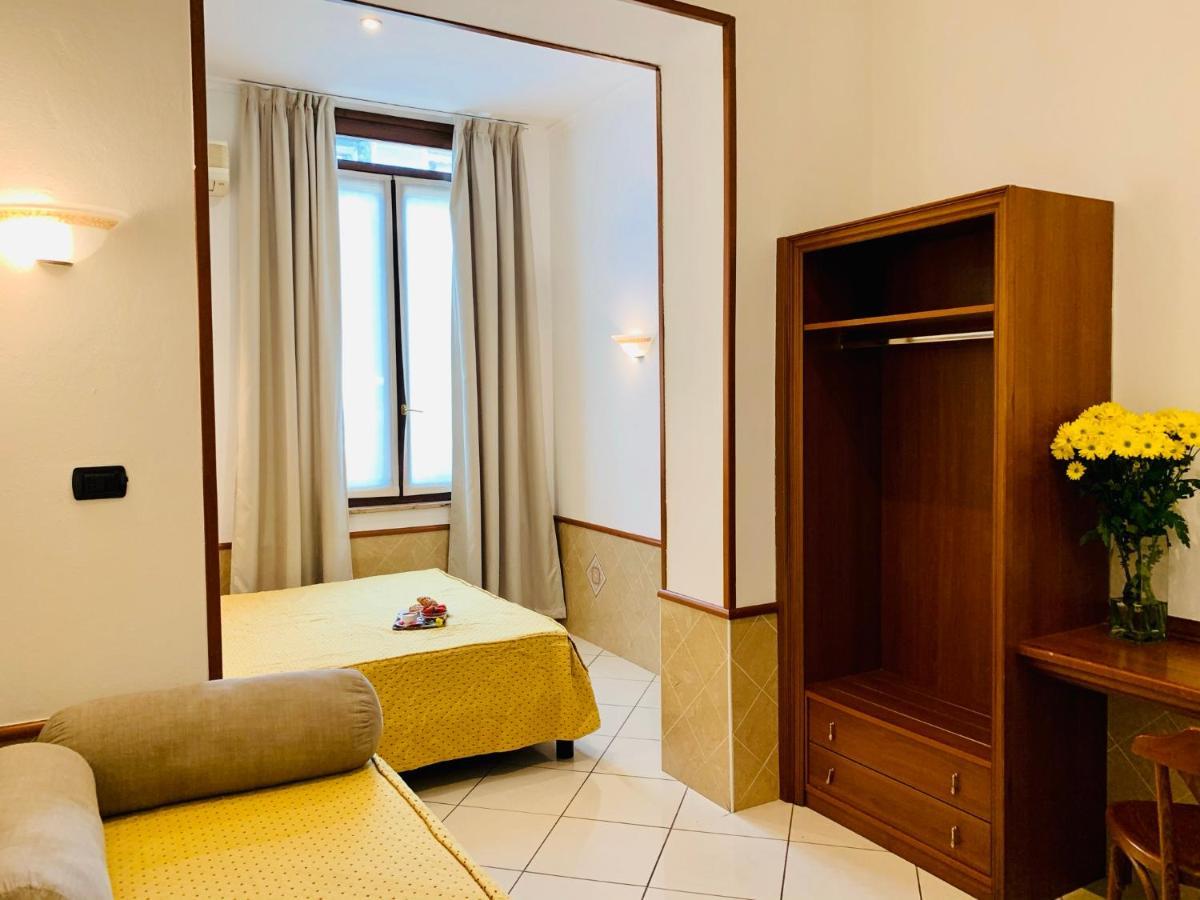 Hotel Astrid Milan Bagian luar foto